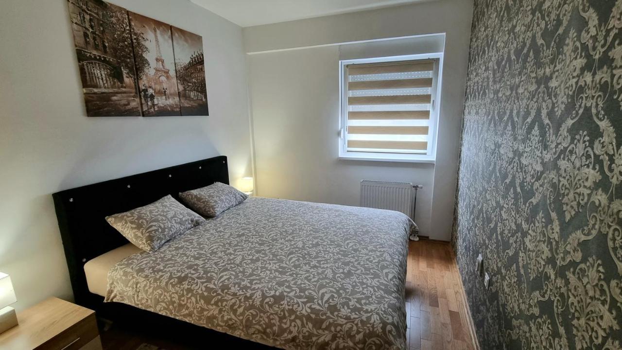 Apartman Court ปรีเยดอร์ ภายนอก รูปภาพ